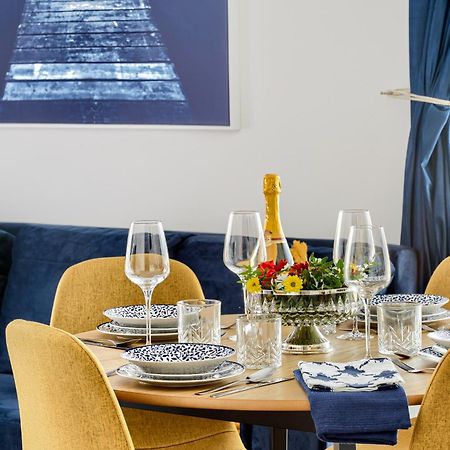 Ari Navy Apartment - High-End Residence Arad Exteriör bild