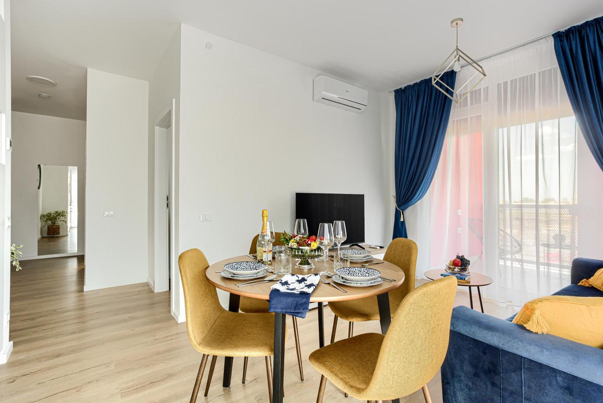 Ari Navy Apartment - High-End Residence Arad Exteriör bild
