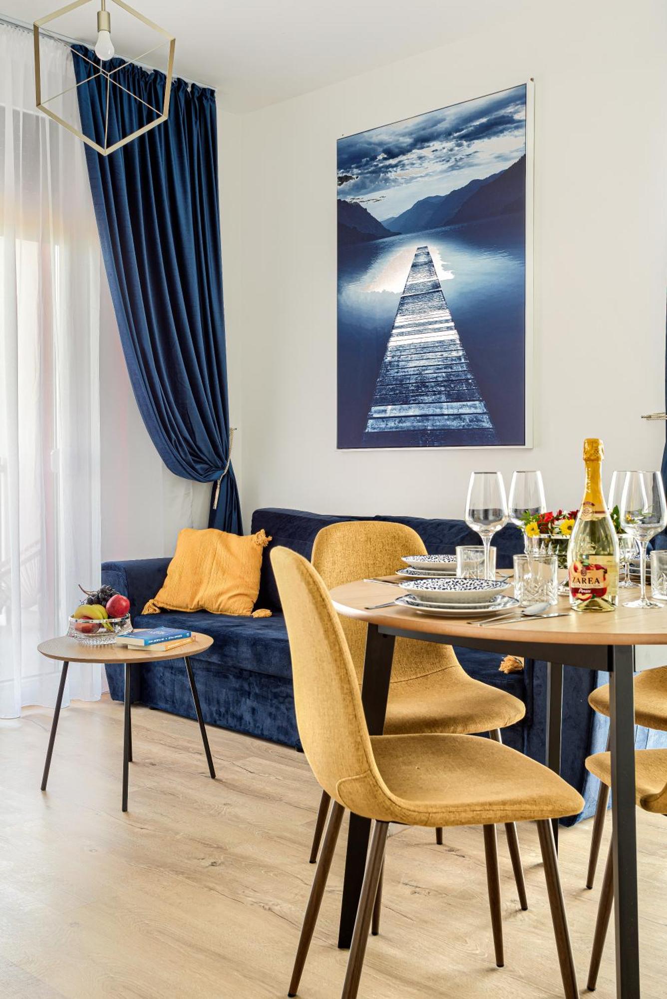 Ari Navy Apartment - High-End Residence Arad Exteriör bild